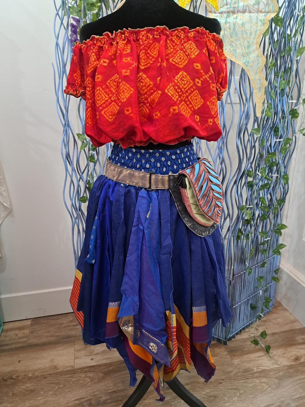 Sapphire Caravan Festival Outfit | Blue Sari Skirt, Red  Silk Top & Leaf Belt